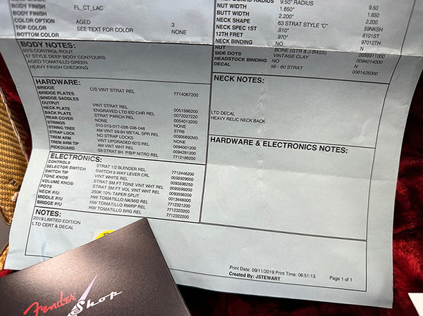 Fender Custom Shop guitar specification sheet detailing body finish, color options, hardware, electronics, neck notes, and print date.