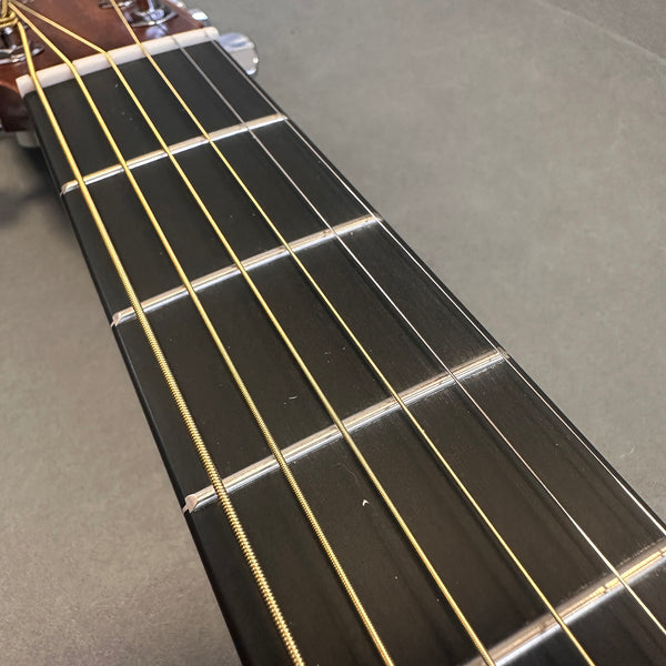 Martin Dreadnought Junior model Jr-10E