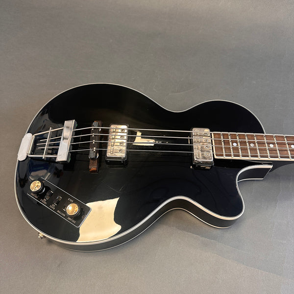 HOFNER HCT 500/2 Contemporary Series Club Bass