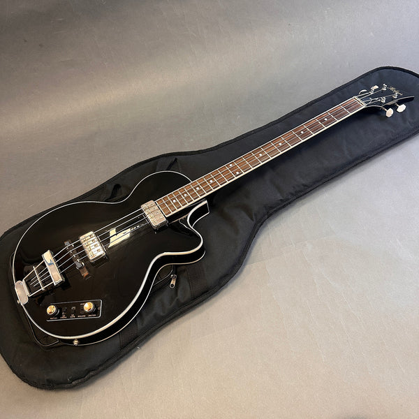 HOFNER HCT 500/2 Contemporary Series Club Bass