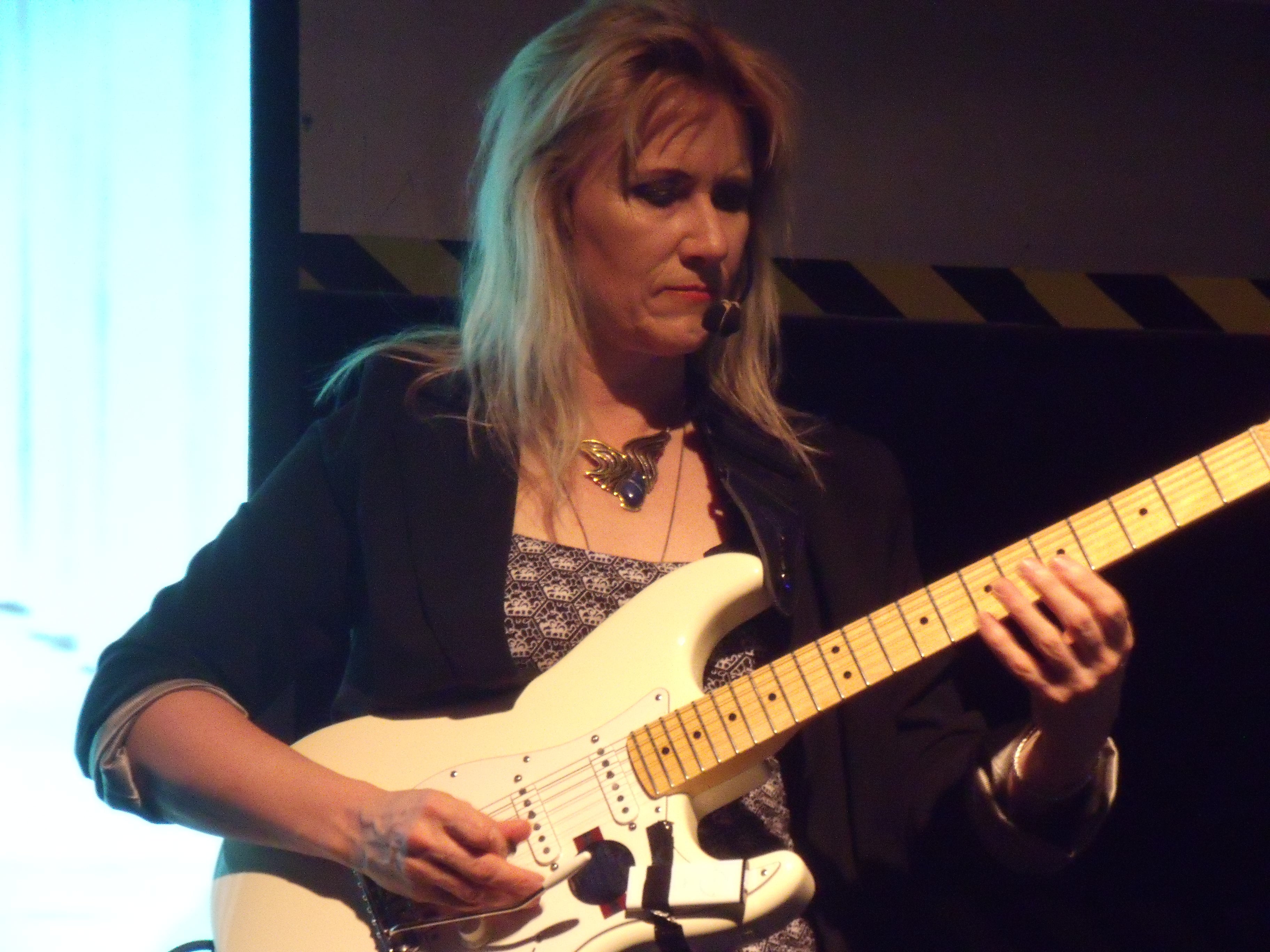 Photo of Jennifer Batten