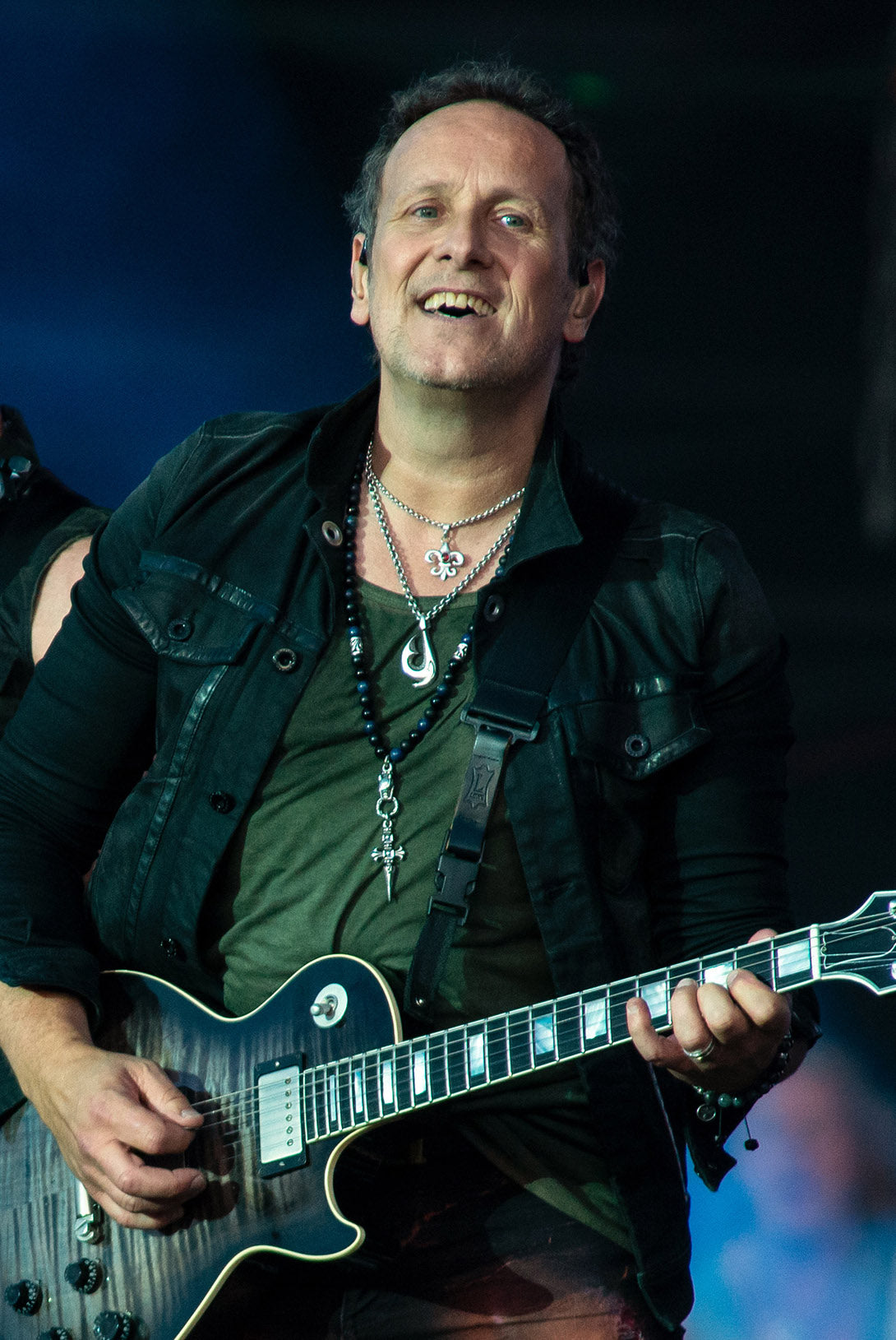 Photo of Vivian Campbell